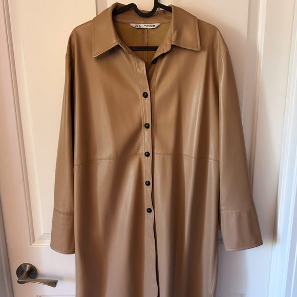 LIKE NEW ZARA Beige Brown Tan Faux Leather Shirt Dress Coat Buttoned Jacket - Picture 6 of 8